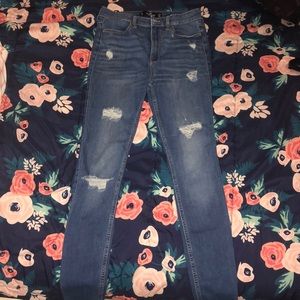 Hollister High waisted ripped skinny jeans
